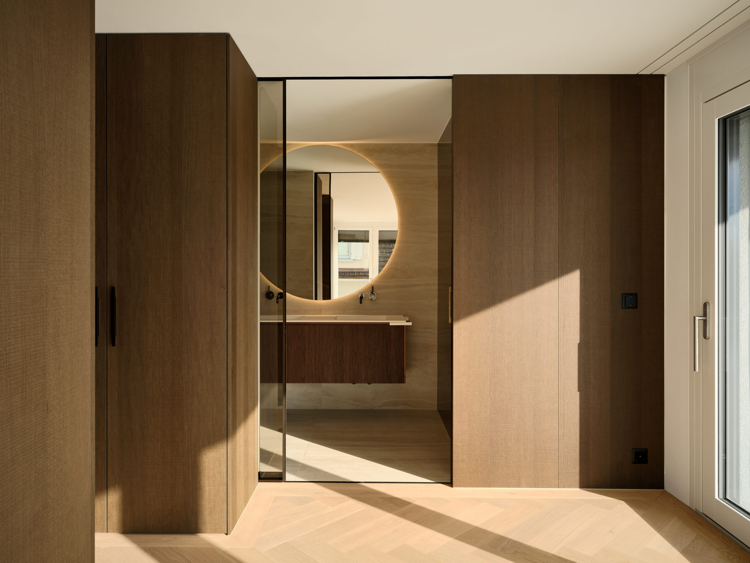 XLT_Xania_Ludretikonerstr._Thalwil_405